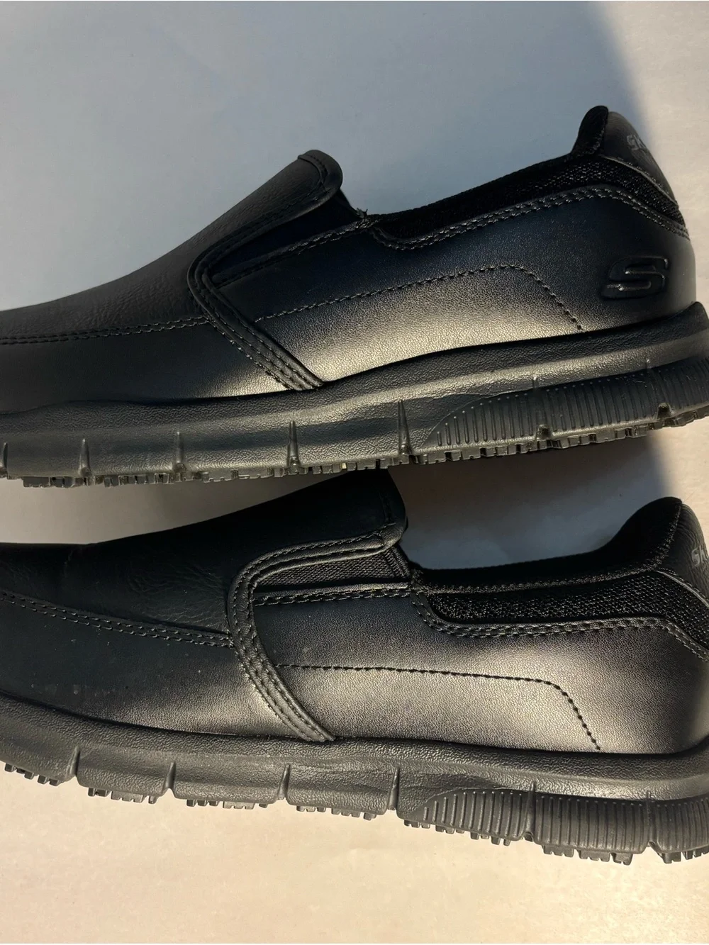 Skechers title work